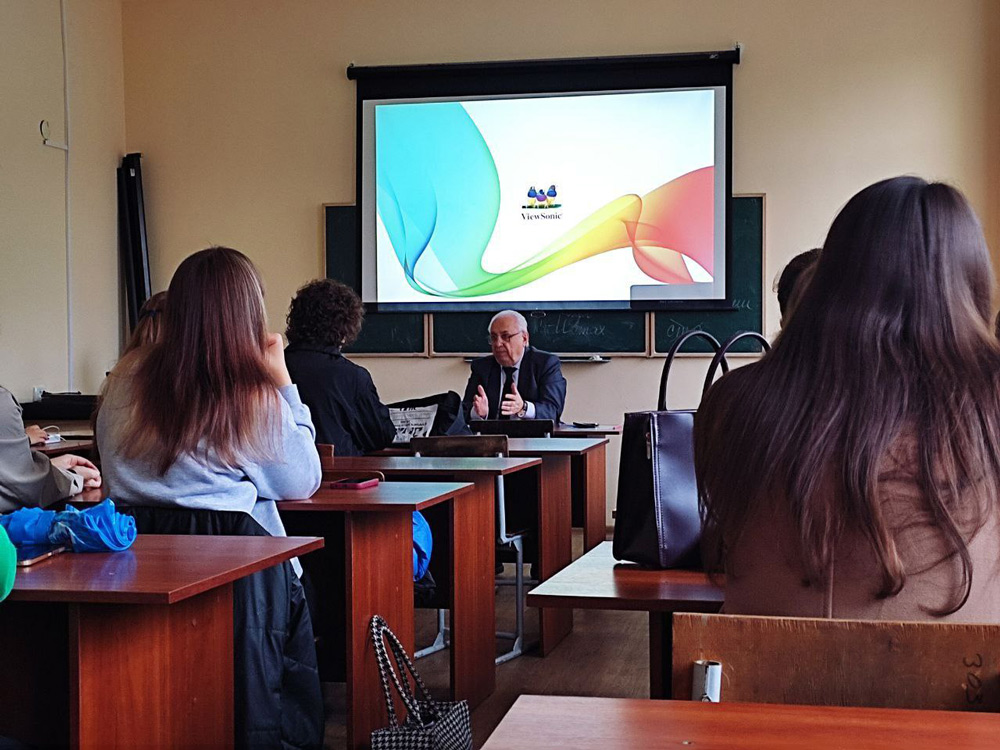 У пошуках еліксиру знань