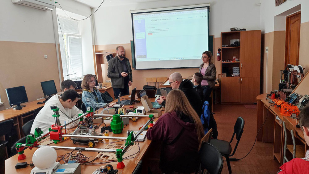 На кафедрі математики та цифрових технологій студенти обирають власну освітню траєкторію: діалог поколінь та зважені рішення