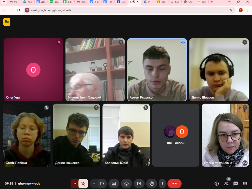 Лекція магістра освітньої програми “Професійна освіта (Цифрові технології)” щодо практичного використання систем «Вулик» та «Дія»