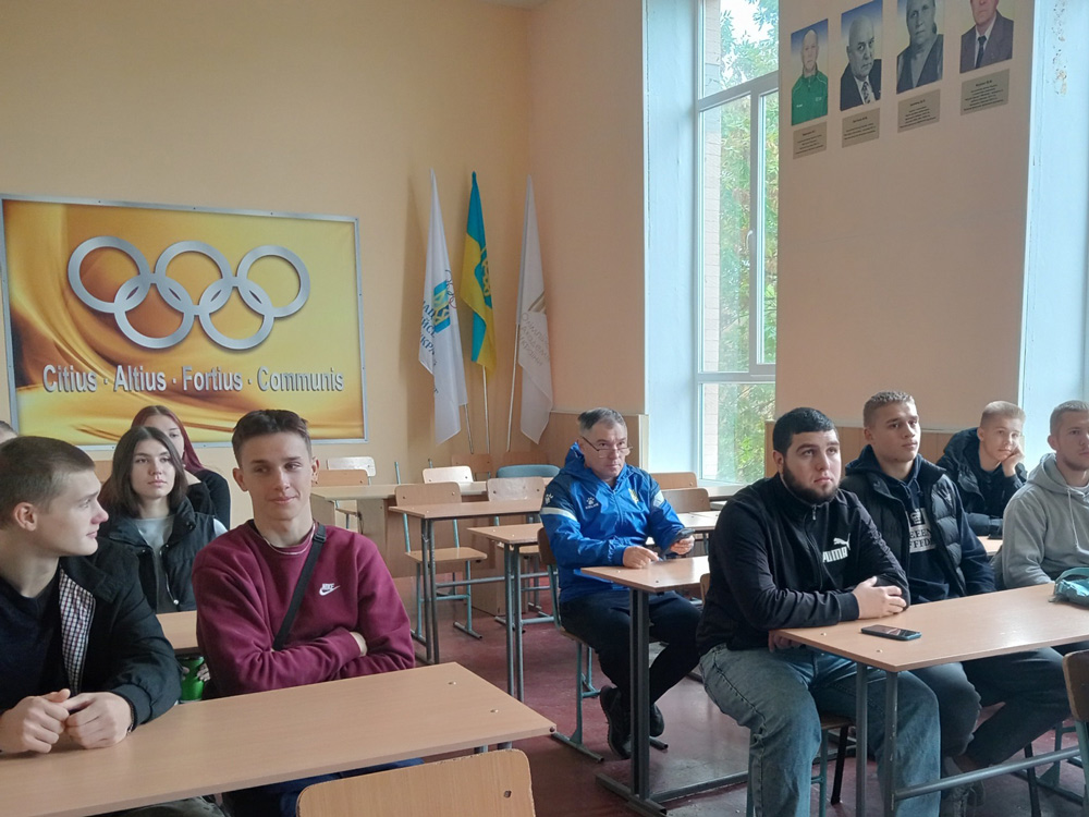 Інформаційний студентський круглий стіл