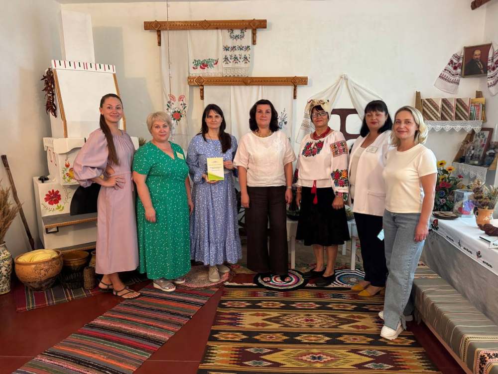 Презентація книги у ДНЗ №22 «Оленка»